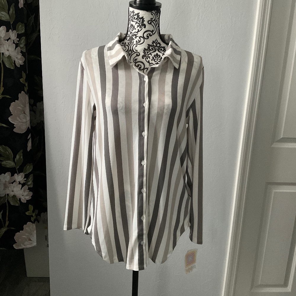 White with gray stripes, long sleeves, button down shirt.